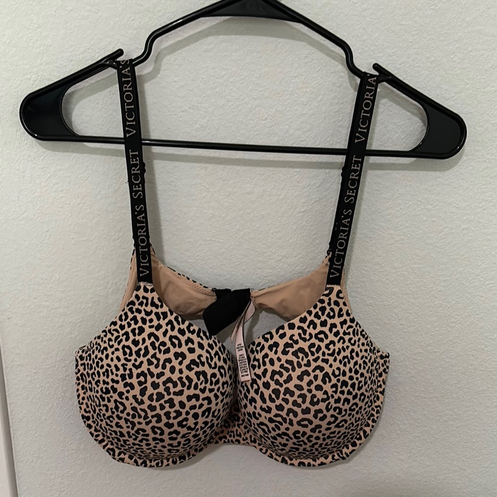 Victoria's Secret Leopard Print Bra